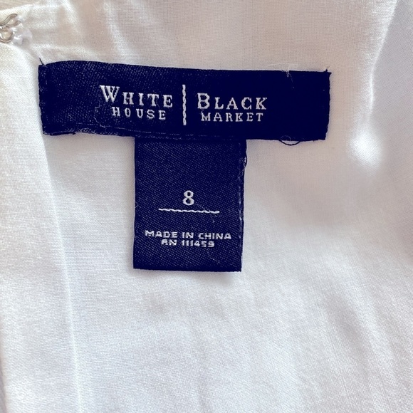 White House Black Market black and white floral dress. Pleated style. Size 8
Ch - Picture 12 of 13